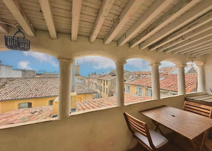 Toits Vieil Aix - Appartement De Charme Avec Terrasse D\'Exception Centre Ville Historique Proche Cardeurs Et Mairie